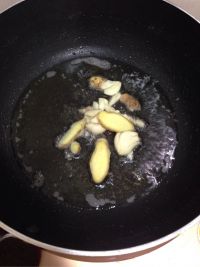 扁豆炒鲜鱿