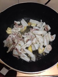 扁豆炒鲜鱿