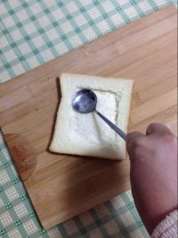 鸡蛋芝士烤土司