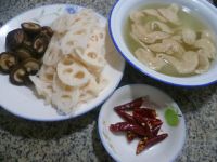 香菇大豆蛋白炒莲藕