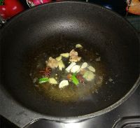 百果土豆炖母鸡