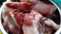 枸杞煲猪筒骨猪腱肉