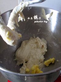 豆沙菠萝包