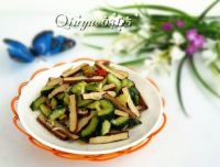 黄瓜拌豆干