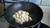鱼子酱烩豆腐