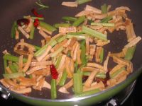 麻辣芹菜干豆腐