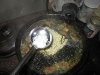 鳗鱼干煮面