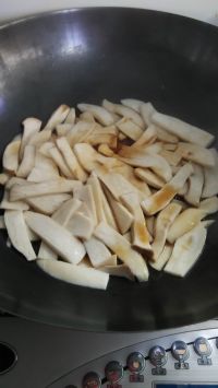 杏鲍菇炒猪肚