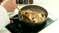 五花肉烧茄子