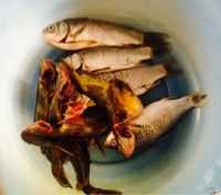 酱烧杂鱼