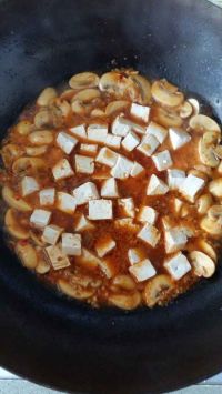 口蘑烧豆腐