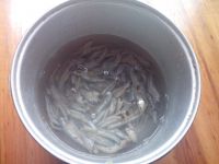 香辣小鱼干
