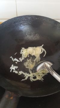 干豆角土豆炖鸡腿