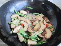 韭菜炒花菇