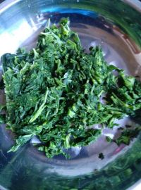 艾草煎蛋汤