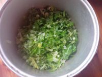 芹菜瘦肉包子