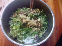 芹菜瘦肉包子