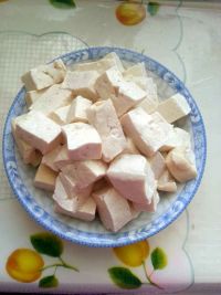 奶白鲫鱼豆腐汤