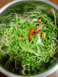 凉拌绿豆芽