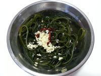 蒜蓉海带丝