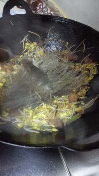 豆芽炒粉丝