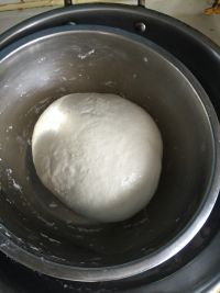 韭菜鸡蛋肉包子