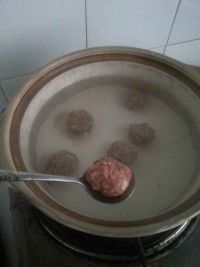 羊肉丸羊杂粉丝汤