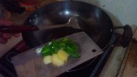 长豆角炒肉片