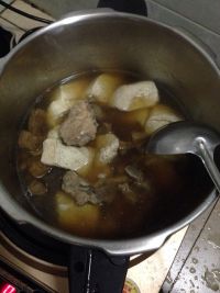 巴西菇龙骨汤