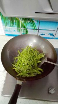 肉丝青椒炒芸豆