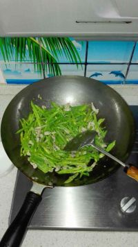 肉丝青椒炒芸豆