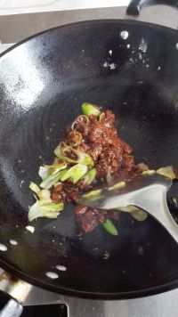 炸酱炒鸡蛋