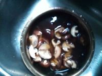 排骨冬菇汤