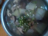 排骨冬菇汤