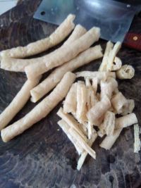 豆角韭菜烧豆棍
