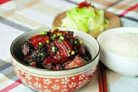 梅干菜红烧肉