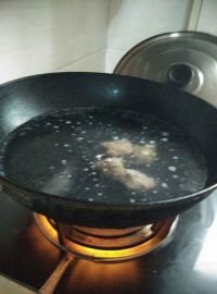 双色丸子