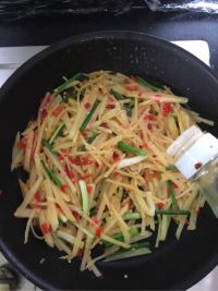 剁椒土豆丝