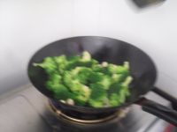 蒜片西兰花