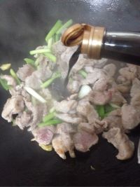 家常小炒肉