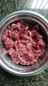 酸辣牛肉片