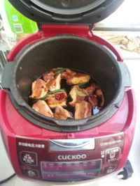 啤酒酱肉肉夹馍