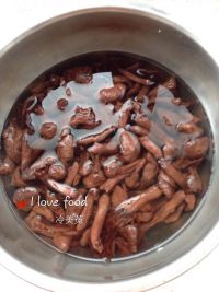 肉蘑炖鸡腿