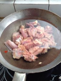 肉蘑炖鸡腿