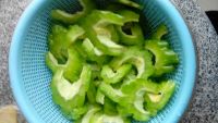 清炒苦瓜