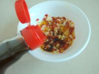 手撕蒜薹