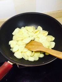 龙虾料烧土豆片