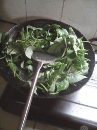 五花肉红薯叶