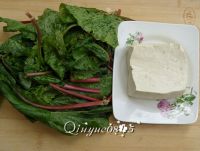 水萝卜缨炖豆腐