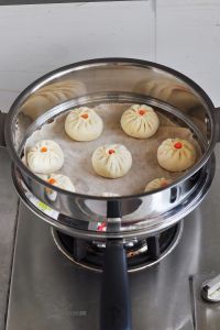 羊肉胡萝卜包子